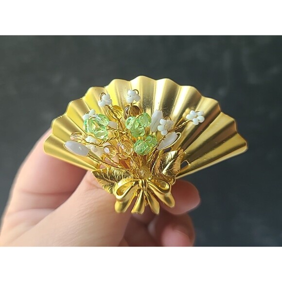 Rhinestone Floral Gold Tone Metal Fan Shaped Brooch Vintage Costume Jewelry - Picture 2 of 10